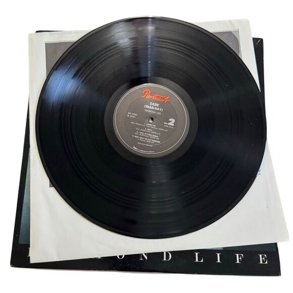 SADE: DIAMOND LIFE ( 1985, PORTRAIT RECORDS 1st press, FR 39581 ) Vinyl LP - Picture 6 of 8